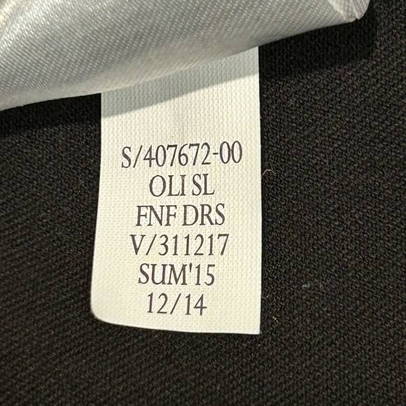 Banana Republic EUC Black Fit & Flare dress, size 10P. - Picture 5 of 5